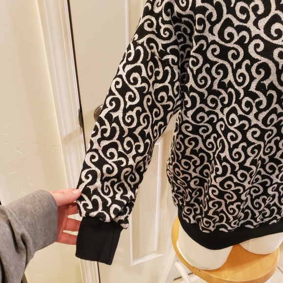Success Vintage Sweater Black and Silver Patterned Women's Sweater - Picture 2 of 7